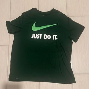 T shirt Nike size XL